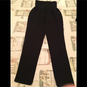 A Pea in a Pod Maternity Pants.